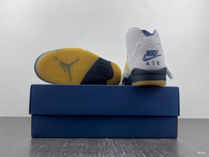 Boostmaster lin Maniere Jordan 5 Ma x A Air WMNS FZ5758-004 0720